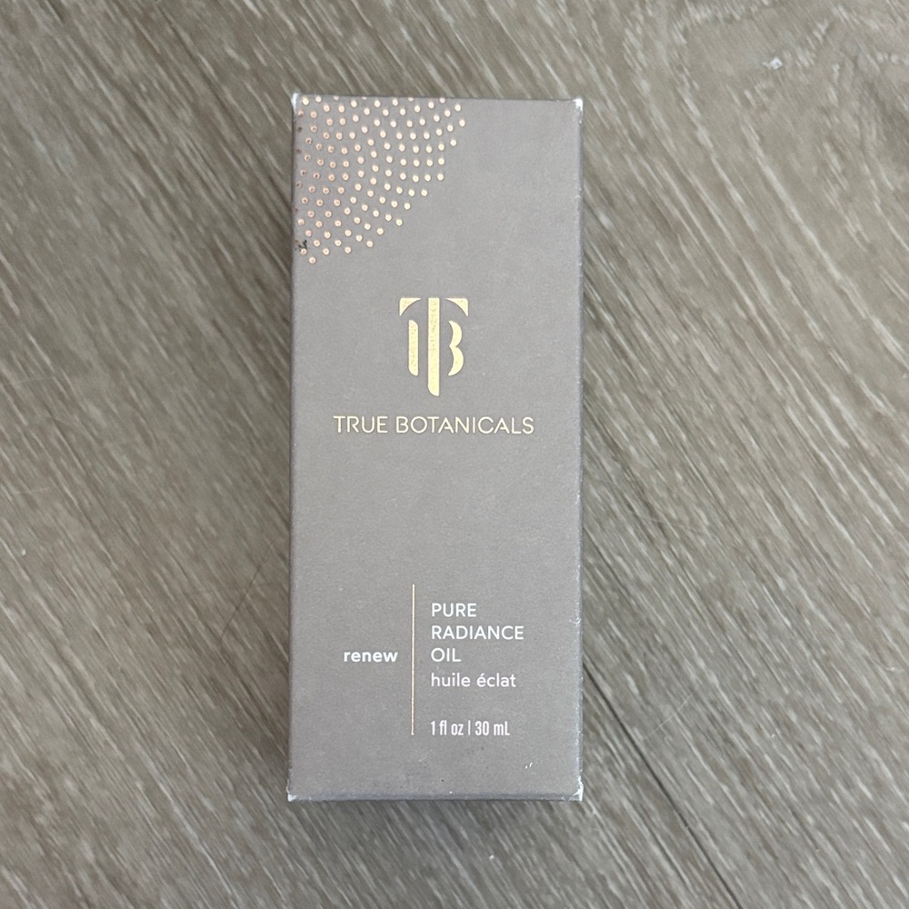 True Botanicals Pure Radiance Oil